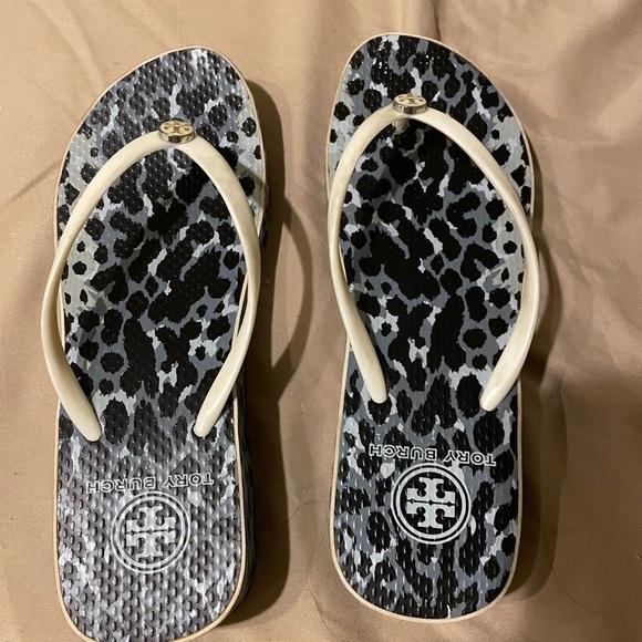 Tory Burch Shoes - Tory Burch Thandie Flip Flop